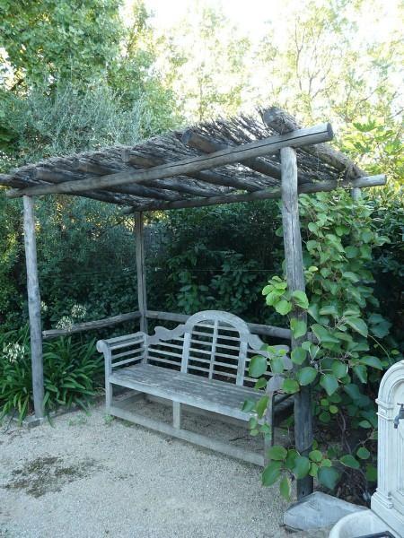Pose de pergola à Saint-Laurent-du-Var (Alpes-Maritimes)