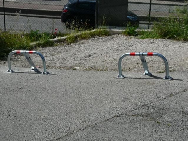 plots de parking anti-stationnement